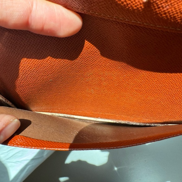 Authentic Louis Vuitton Epi Checkbook Bifold - Picture 9 of 9